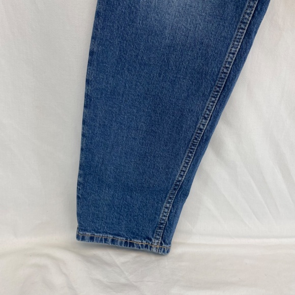 Old Navy Athletic Taper Medium Wash Blue Jeans Skinny Women’s 29x30 WITH TAG - Picture 16 of 16